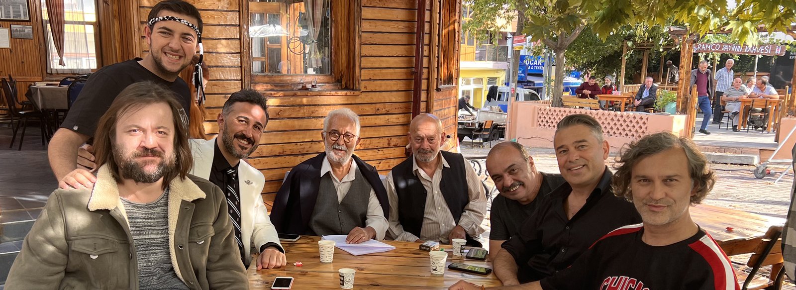 Aşkın saati ali sürmeli, berat efe parlar, feride hilal akın, ayhan taş, bülent Çolak (1)