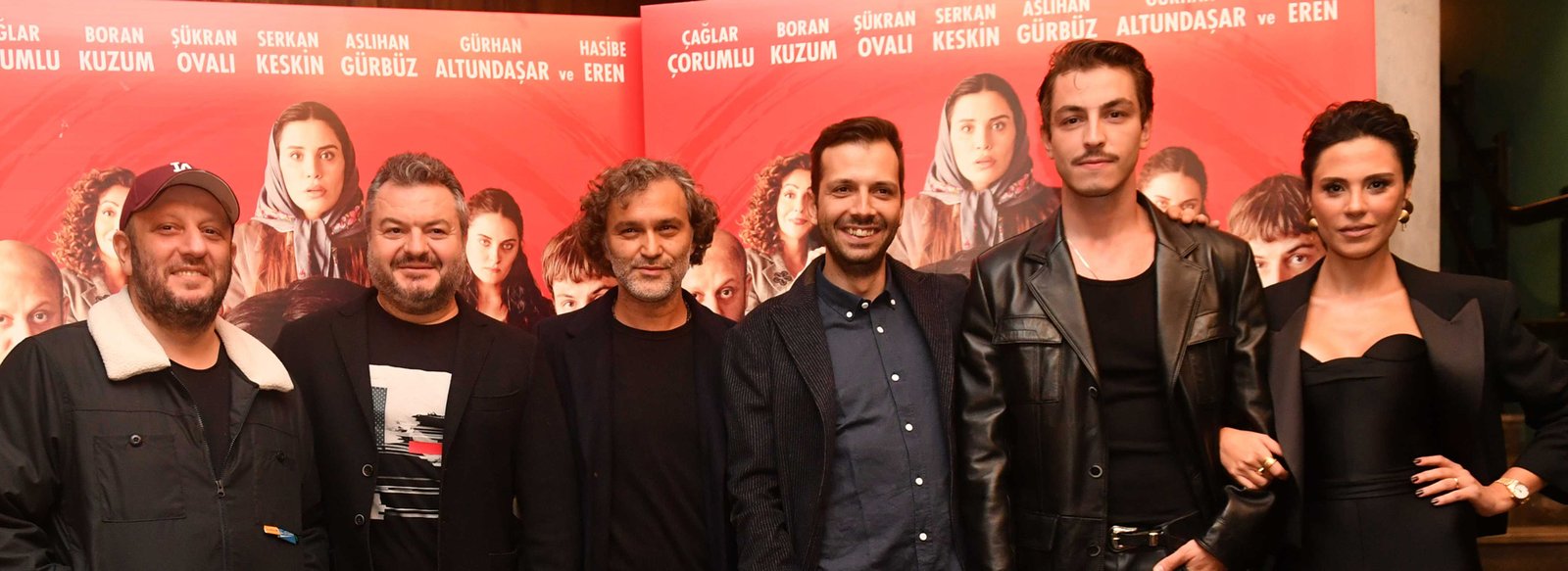 Ünlü İsimlerden tam not hazine filmi Çağlar Çorumlu, boran kuzum, serkan keskin, Şükran ovalı, bülent Çolak
