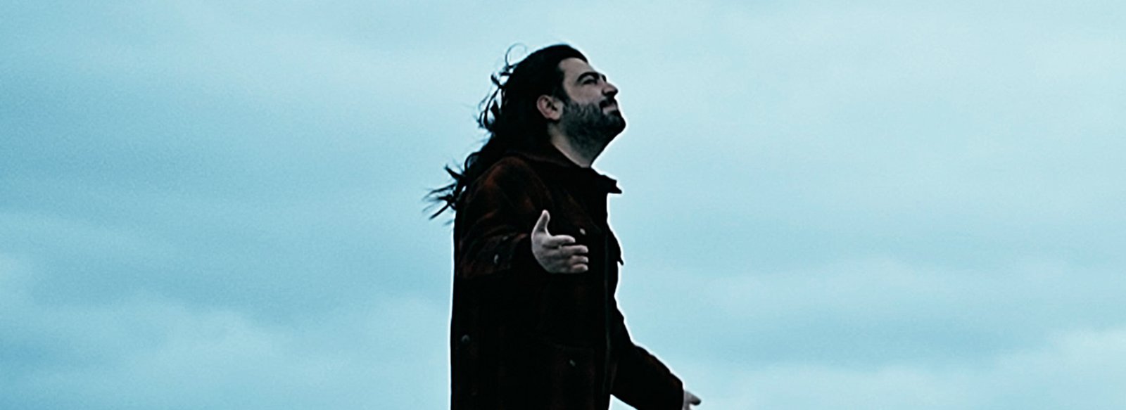 Selçuk balcı kırılsın ellerim gülden karaböcek