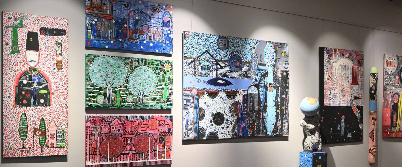 "Renkli Bir Yolculuk" Beygü Gökçin BACK TO COLORS Sergisi: Maximum Uniq Hall'da