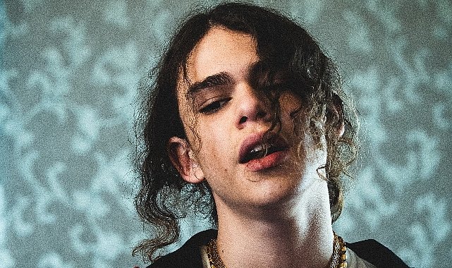 Bakmayin gelemem ben dedigine alper erozer bomba gibi geliyor 2189.jpg