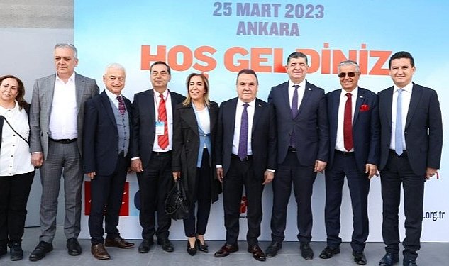 Baskan topaloglu belediye baskanlari toplantisi nda 2497.jpg