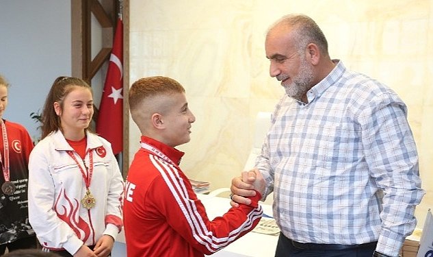 Canikli sporcu turkiye sampiyonu 7784.jpg