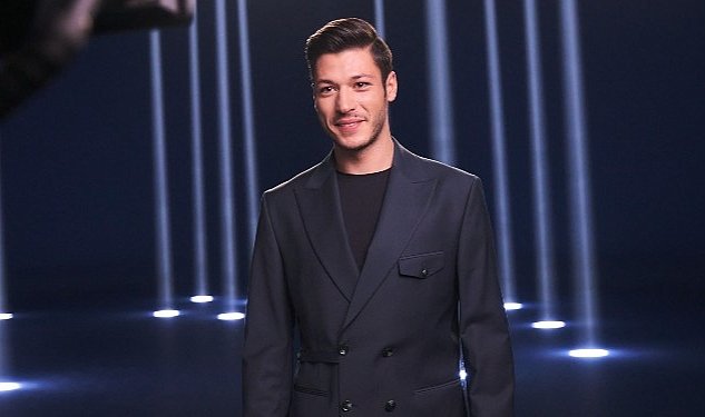 Dilan cicek deniz ve kubilay aka clear i kamera karsisina gecti 2112.jpg