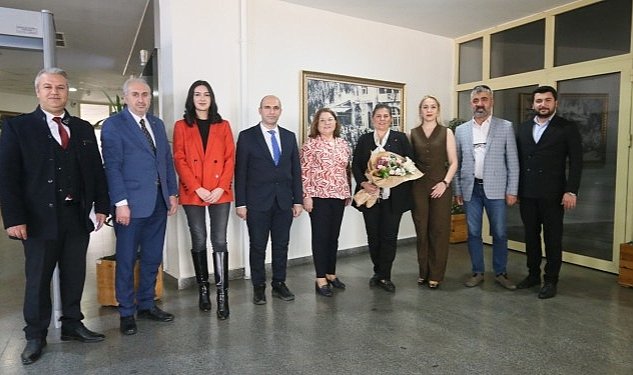 Ege bolgesi sivas ve erzincan dernekleri federasyonu ndan baskan cercioglu na nezaket ziyareti 3783.jpg