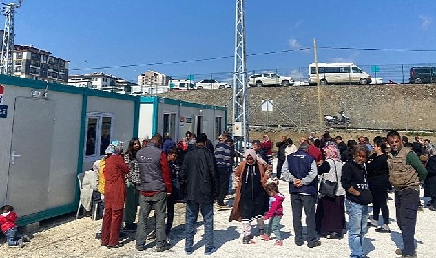 Kocaeli buyuksehir in defne deki konteyner kentine vatandaslar tasinmaya basladi 7577.jpg
