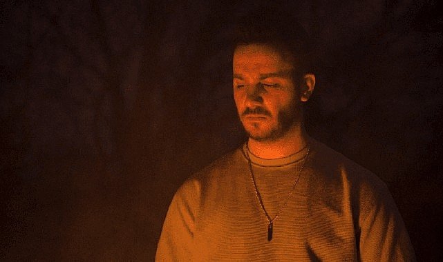 Tahsin burak tan eski sevgiliye bekleme artik yuruyorum ecele 1302.jpg