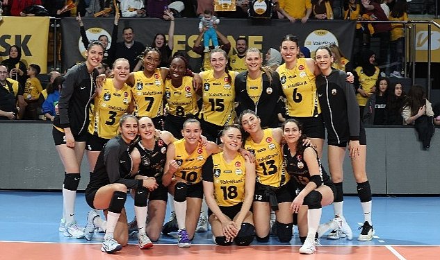 Vakifbank ceyrek finalde avantaji aldi 4669.jpg