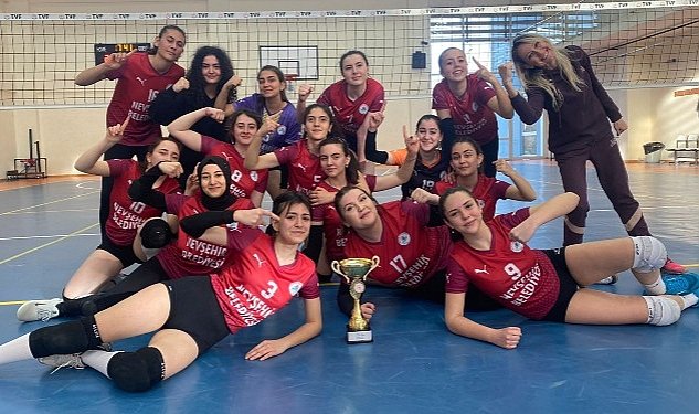 Voleybol da nevsehir belediyesi genclik ve spor kulubu ruzgari 7369.jpg