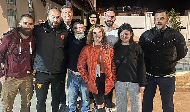Yunanli ascilardan bondrum da iftar 2875.jpg
