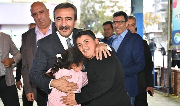 Cukurova belediye baskani soner cetin iftarini toros mahallesi nde vatandaslarla birlikte acti 2401.jpg