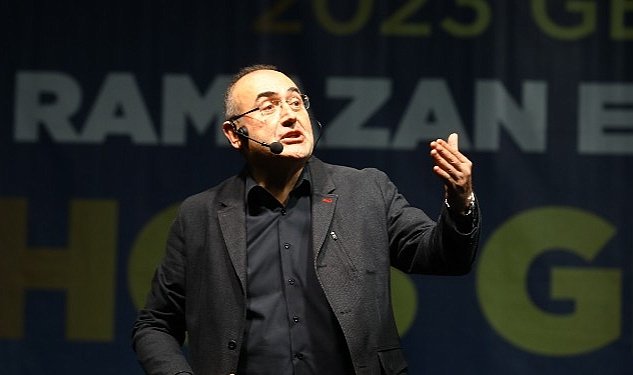 Sunay akin ramazan etkinliklerinin konugu oldu 7869.jpg