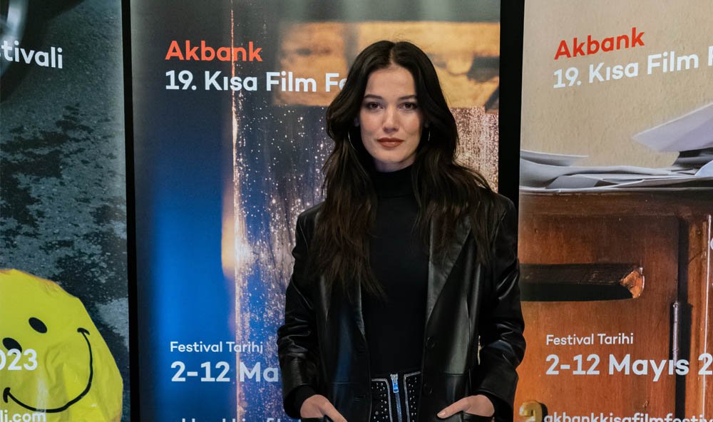19 Akbank Kısa Film Festivali Yarışma Bölümü Sonuçlar Açıklandı (10) 19 Akbank Kısa Film Festivali Yarışma Bölümü Sonuçlar Açıklandı (10)