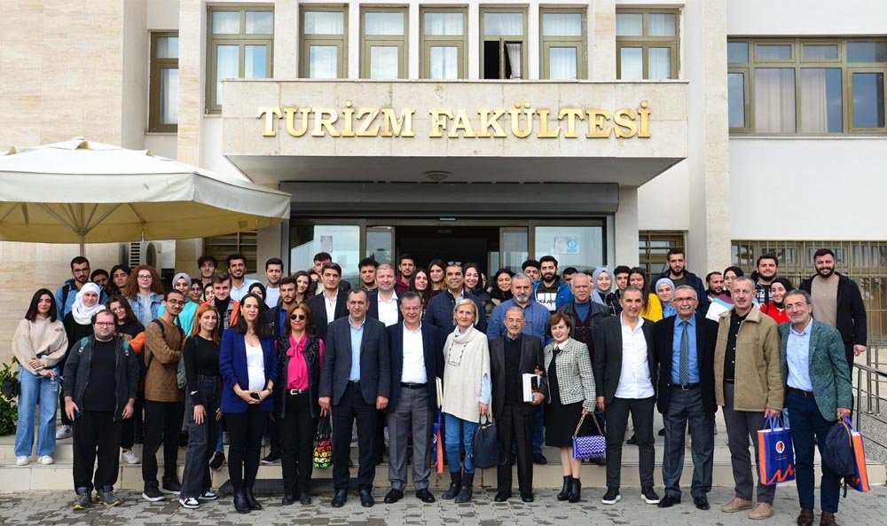 Geleceğin Turizm Liderleri Petra Hospitality Management (3)