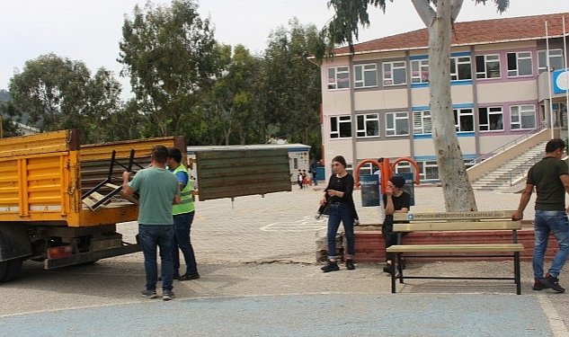 Antalya buyuksehirden okul ve camilere bank ve piknik masasi 6646.jpg