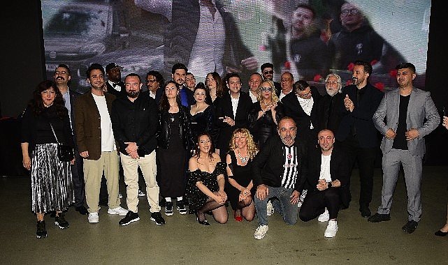 Askin saati filminin galasi yapildi 96.jpg