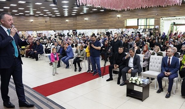 Cayirova sergisine surpriz ziyaretci 7781.jpg
