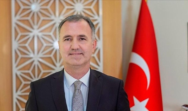 Genclerimize guveniyor birlikte gelecege yuruyoruz 8702.jpg