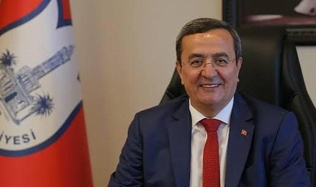 Konak ta sandik yolunda engel yok 2202.jpg
