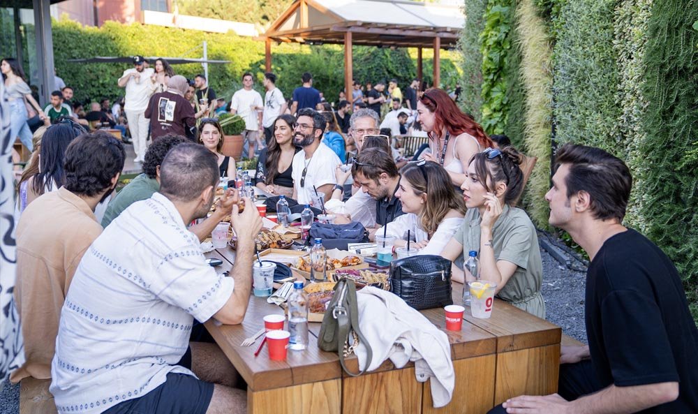 Ash'ten Sürpriz Konser Espressolab Roastery