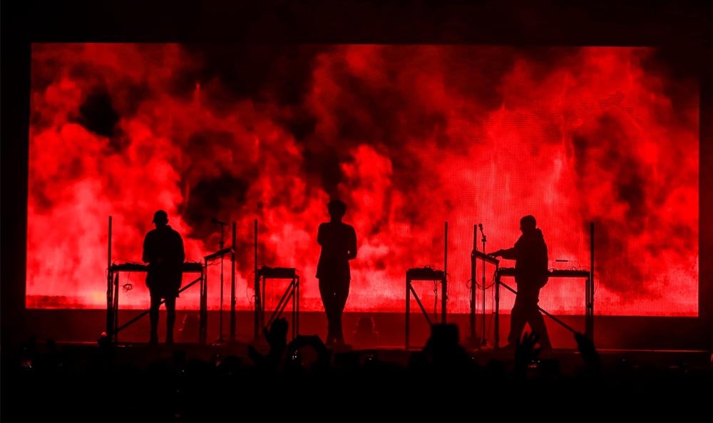 Moderat'ın Elektronik Müzik Dünyasında Kültleşen Şarkıları Zorlu PSM'de Yankılandı