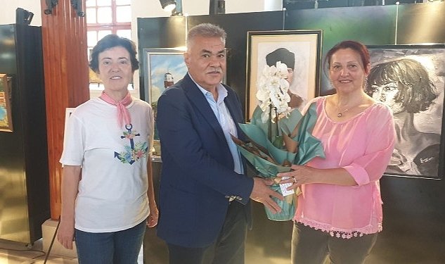 Baskan tekin den anlamli sergiye ziyaret 5408.jpg