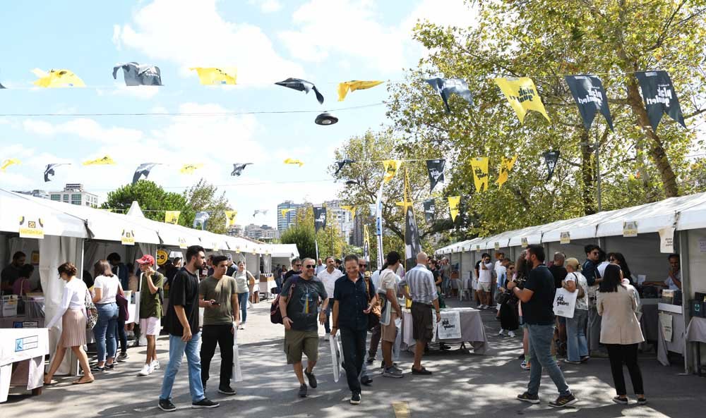 Barış Manço 7. Kadıköy Plak Günleri (5)