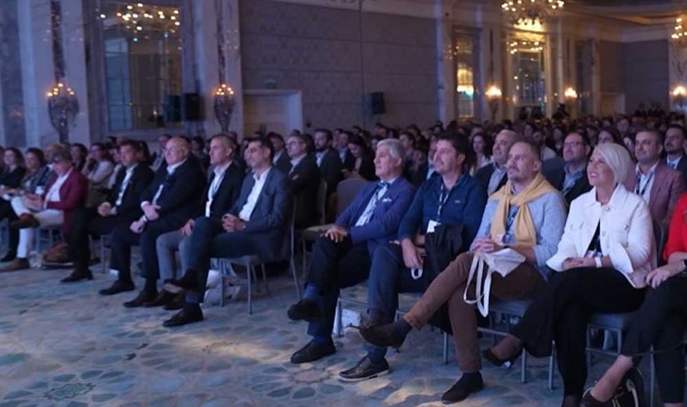 İş Dünyasının Önde Gelenleri, CX 360 Zirvesi nde Buluşuyor (3)
