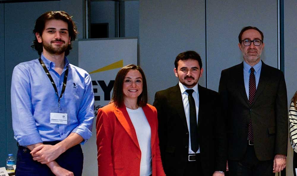 Ey Türkiye Vergi Maratonu Yarışması'nda Geleceğin Vergi Lideri Belli Oldu Taslak (3)