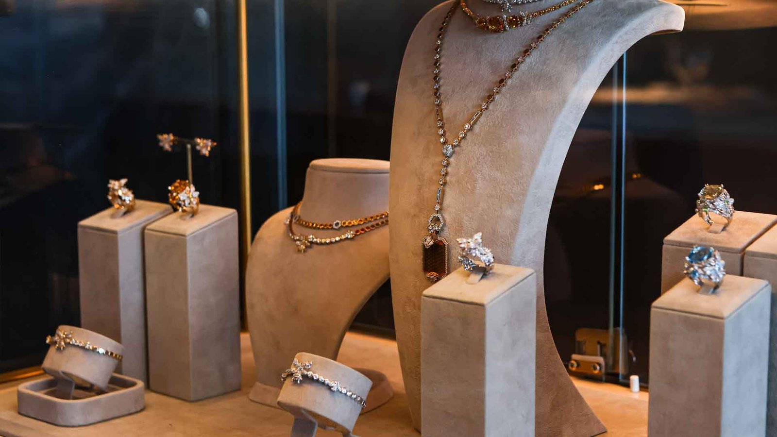 Bee Goddess'un Ece Şirin İmzasıyla Kibele High Jewellery