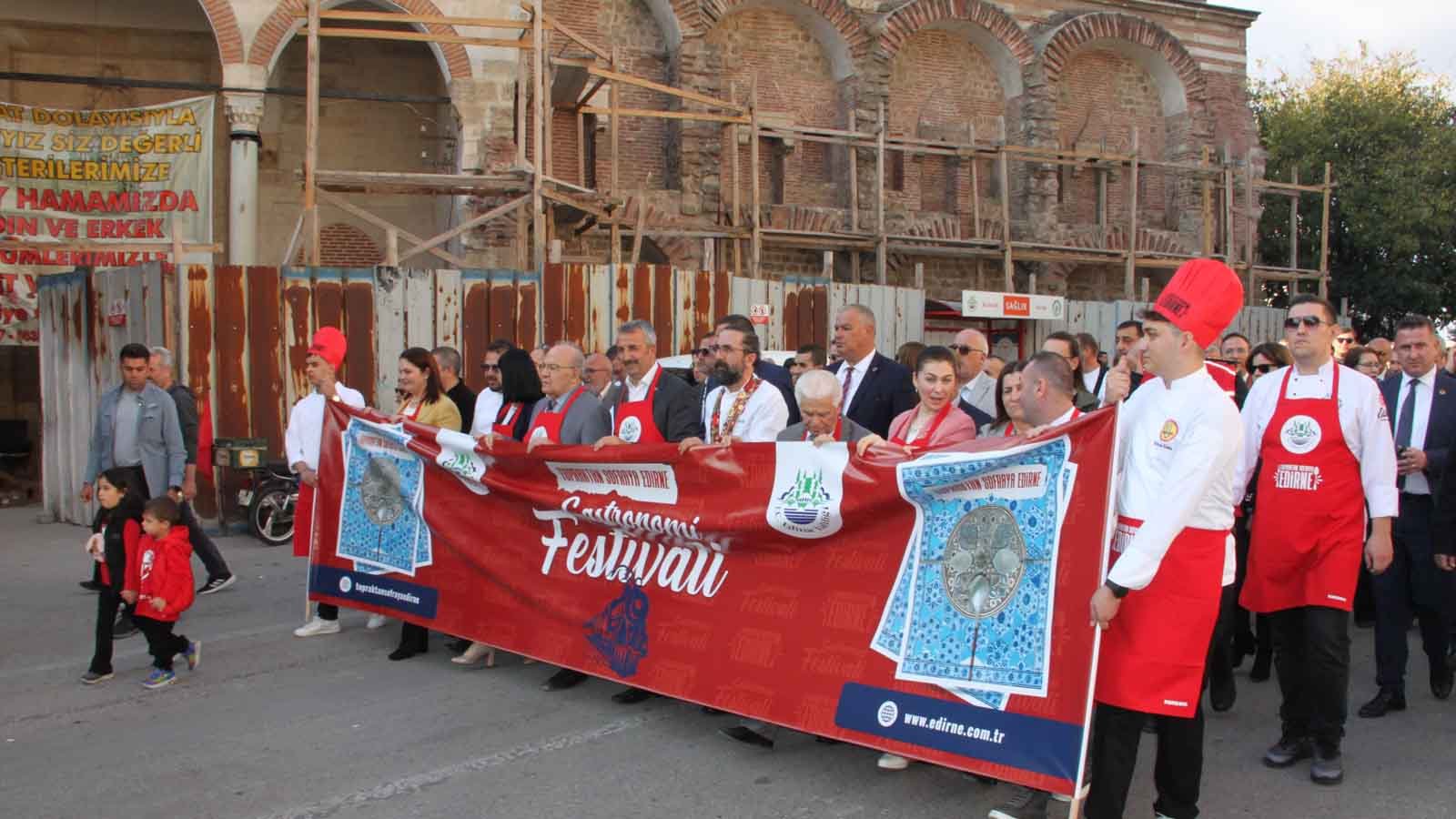 Edirne’de İlk Kez Düzenlenen Topraktan Sofraya Gastronomi Festivali Coşkuyla Gerçekleşti
