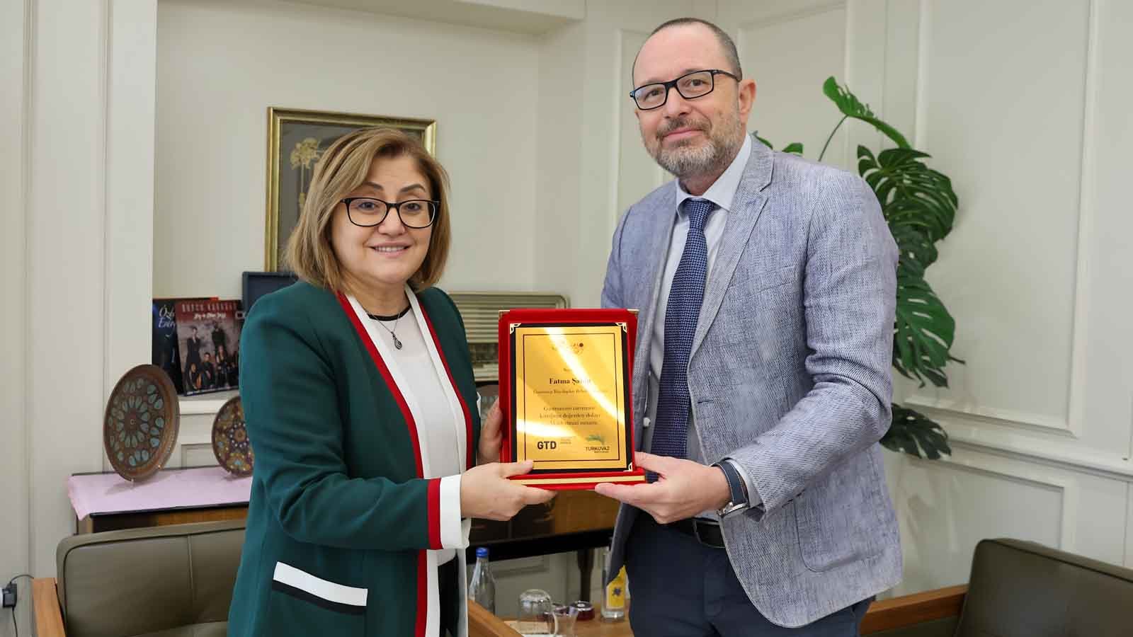 Gaziantep’te gastronomi turizmi İçin Önemli buluşma gürkan boztepe ve fatma Şahin bir araya geldi (2)