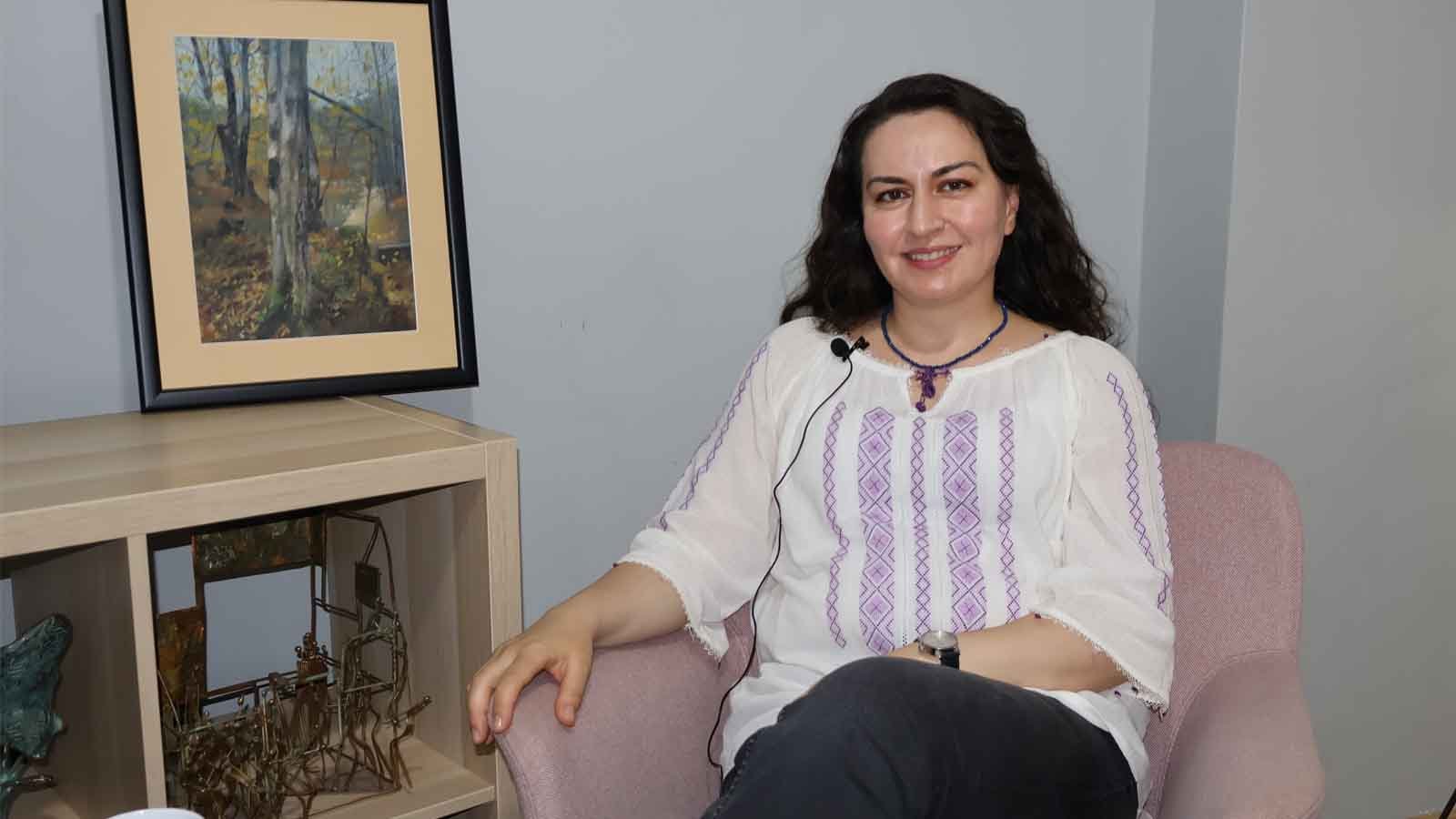 Sanatın evrim’i 70. bölüm – burcu pehlivan, günsu saraçoğlu – evrim sanat, mikado İletişim (1)