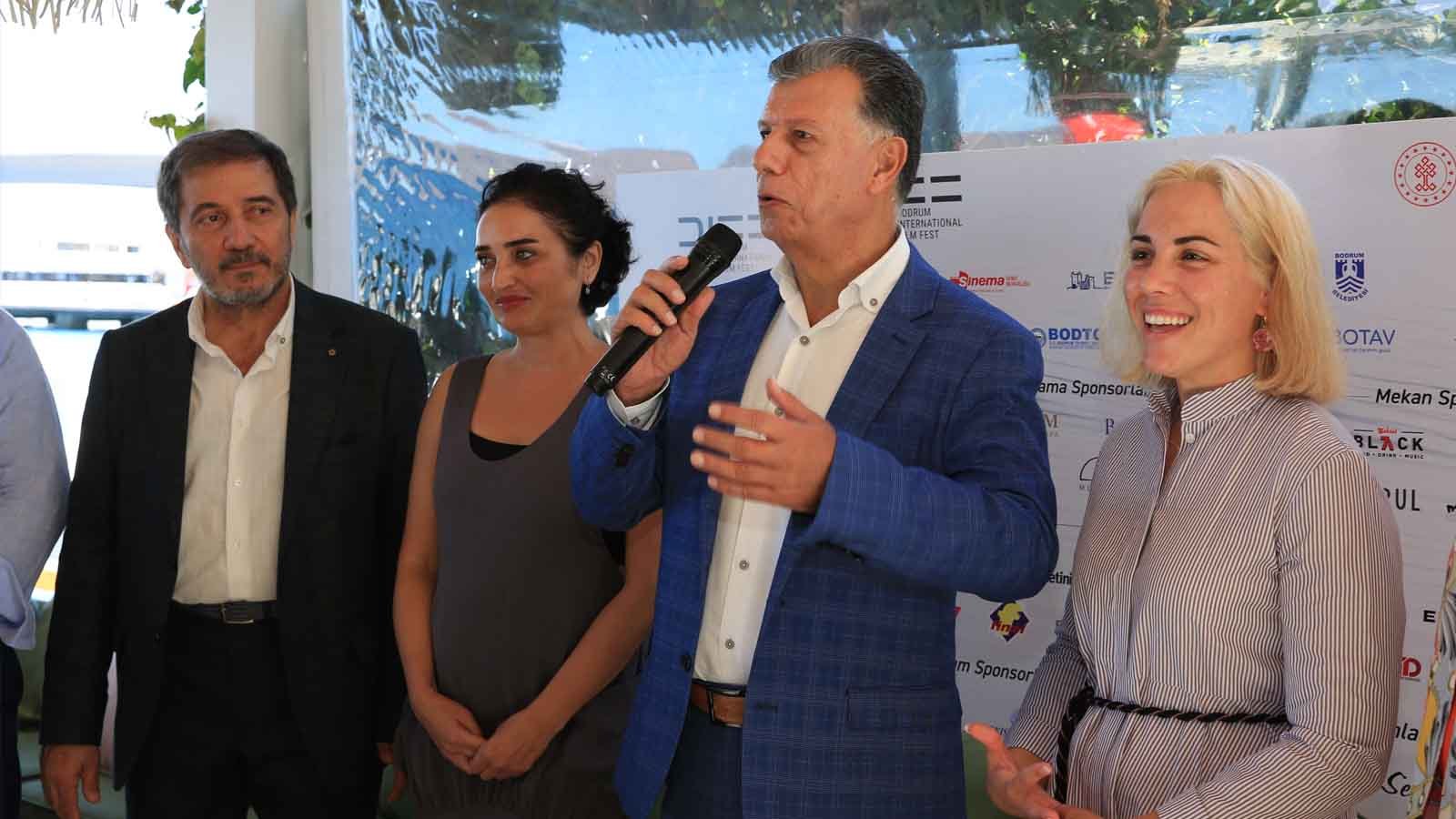 'nin İki yakası sinemayla buluştu bi umut fadik sevin atasoy (3)