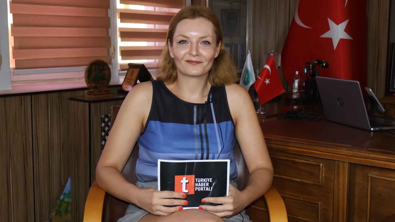 Gökçeada belediye başkanı bülent ecevit atalay kelebeklerin uyuduğu yerdeyim sanat günleri 1 eylül aşkın İle... Özel söyleşi (2)