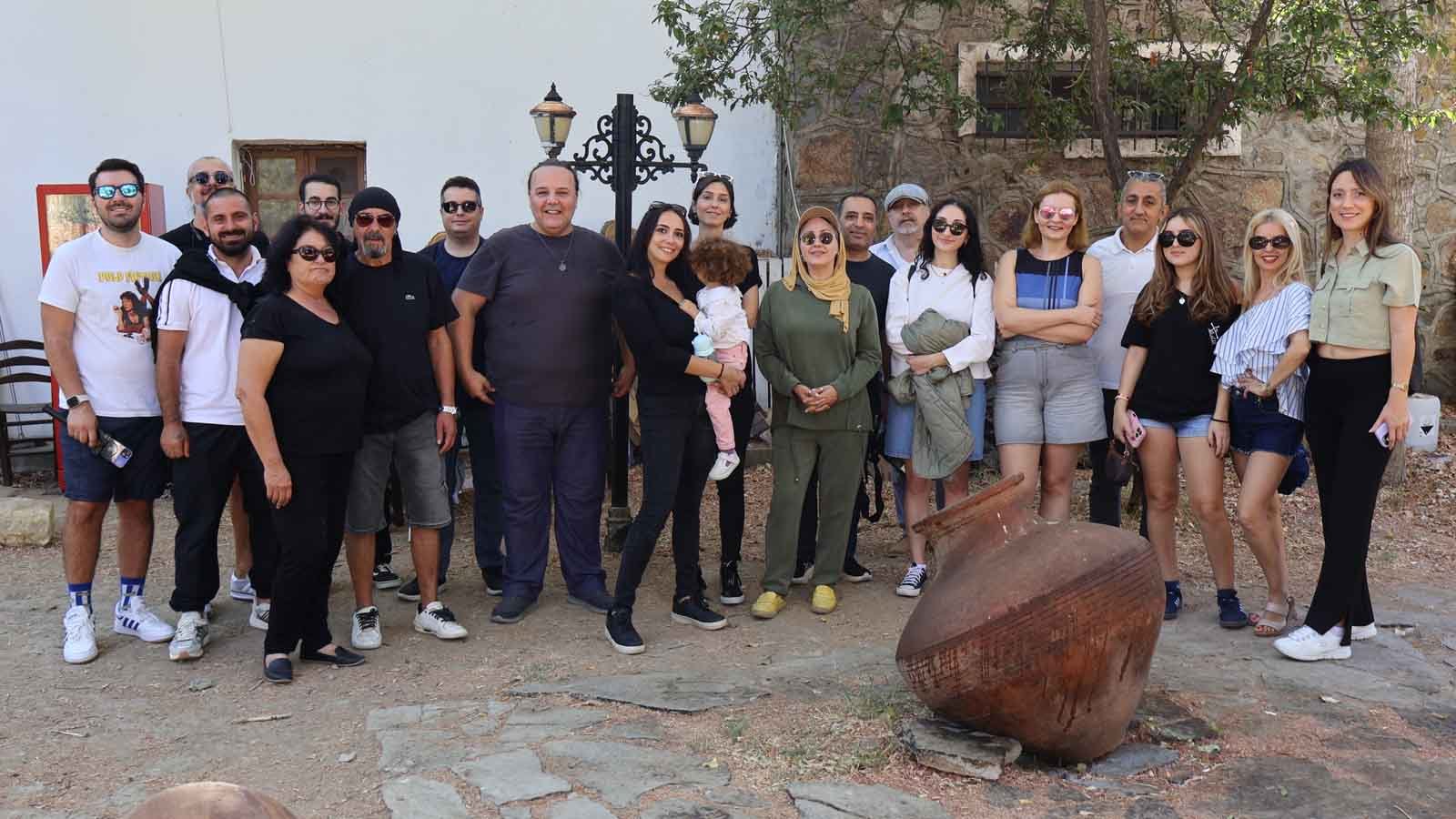 Gökçeada belediye başkanı bülent ecevit atalay kelebeklerin uyuduğu yerdeyim sanat günleri 1 eylül aşkın İle... Özel söyleşi (5)