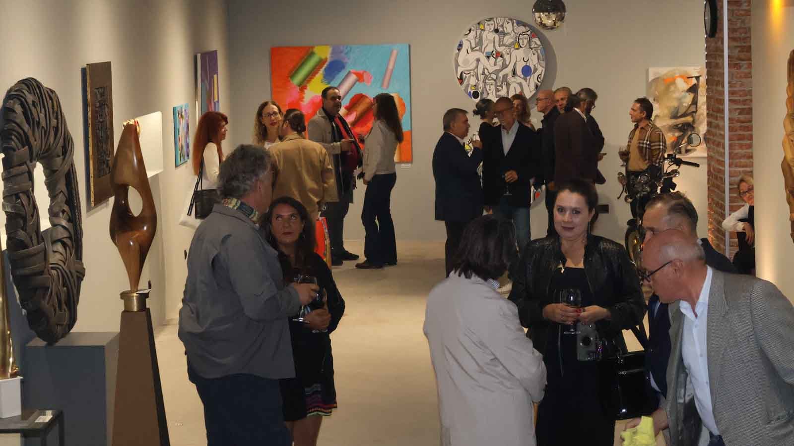 Hazım Evrengil Röportajı - HB Art Gallery, Yeni Mekanı Mecidiyeköy'de Sanatseverlerle Buluştu