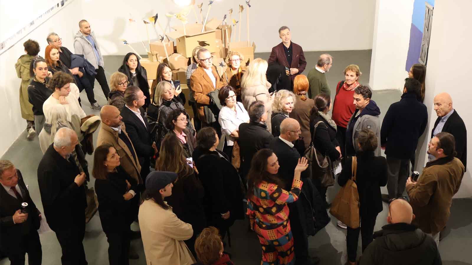 Serra Tansel’in “Gökyüzleri” Başlıklı Kişisel Sergisi Pilot Galeri’de Açıldı (2)