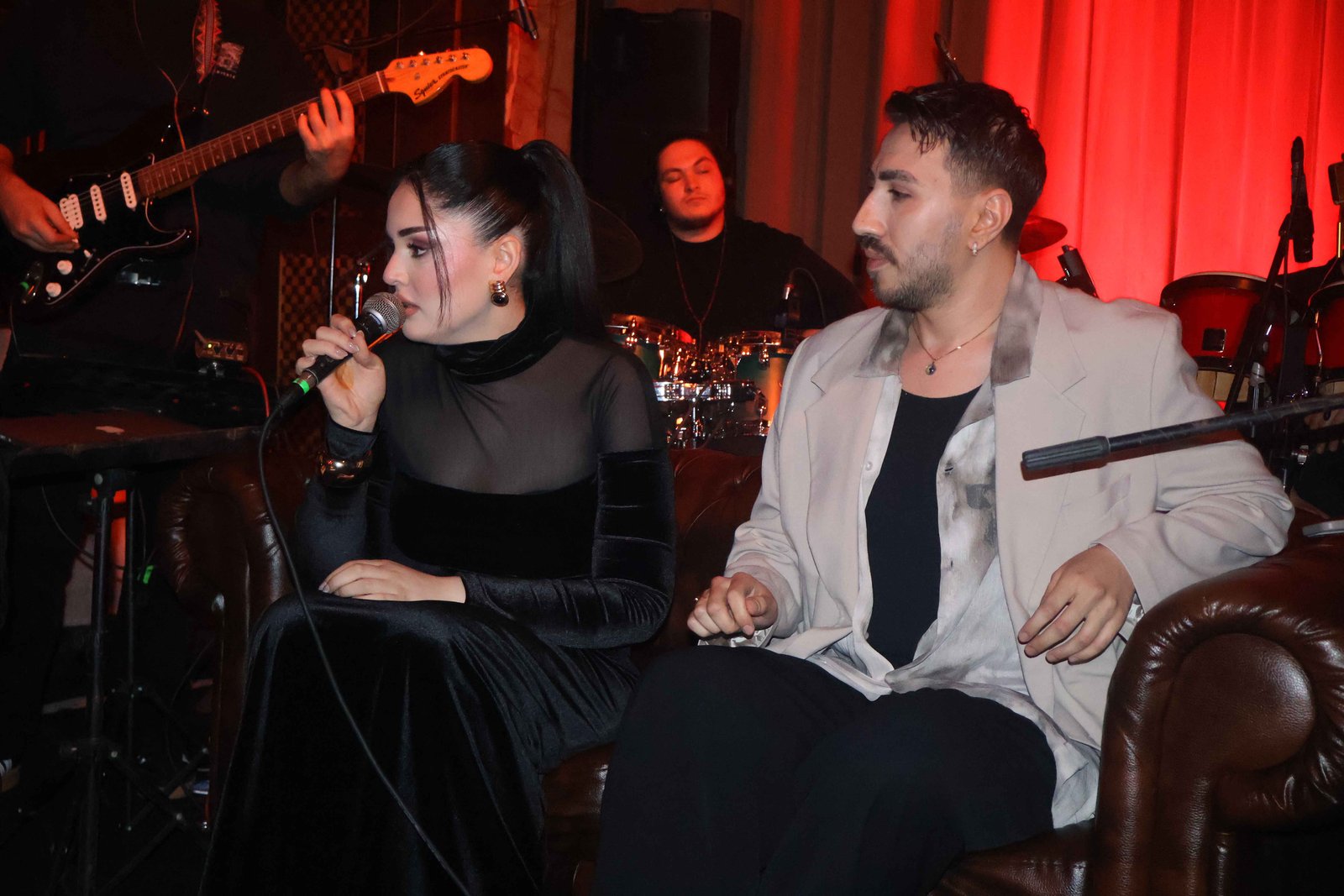 Naz Şenlendirici “Sahibi Yok” - Hüsnü Şenlendirici'nin klarnetiyle ilk single'ını çıkardı!