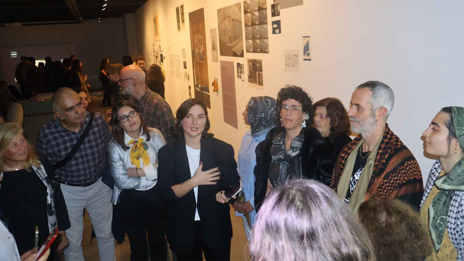 Salt Galata’da “İşi Olmayan Giremez” Sergisi Sanatseverlerle Buluştu (2)